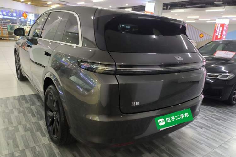 Used Li Auto L7 2023 Pro Model Exterior 2