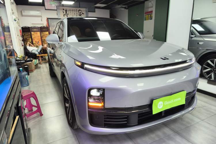 Used Li Auto L7 2023 Pro Model Exterior 2