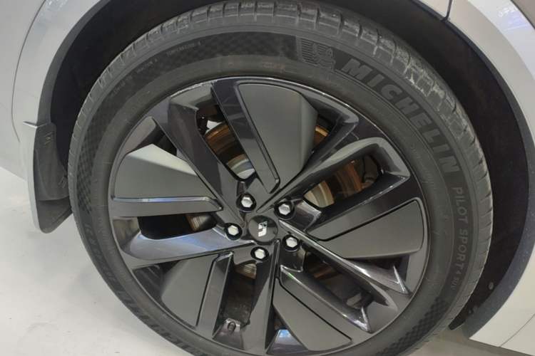 Used Li Auto L7 2023 Max model Exterior 5