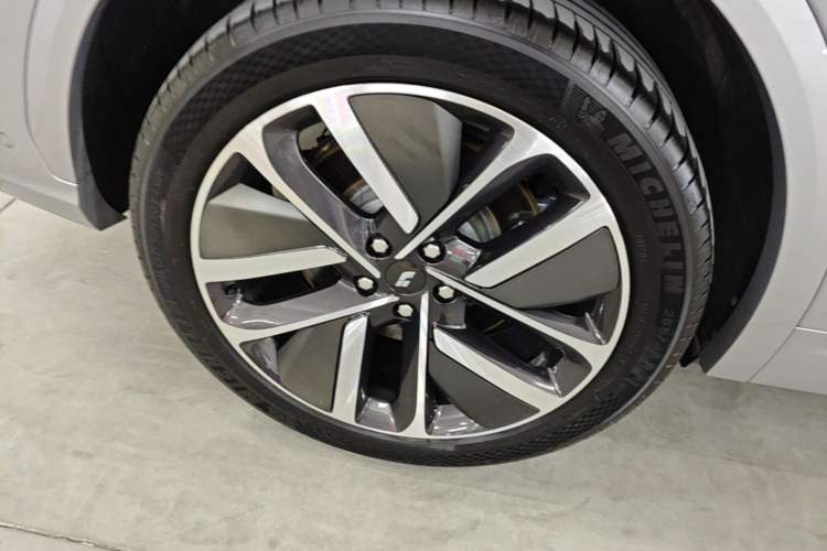 Used Li Auto L7 2023 Air model Exterior 5