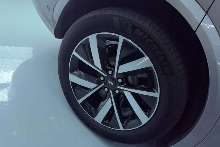 Used Li Auto L7 2023 Air model Exterior 5