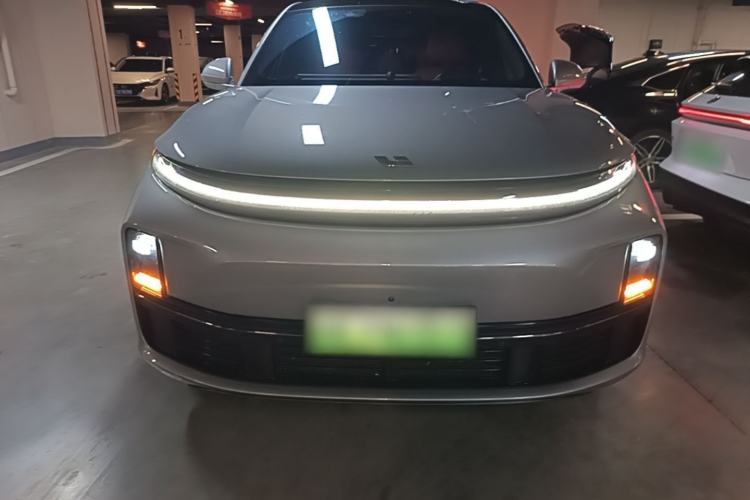 Used Li Auto L7 2023 Pro Model Front