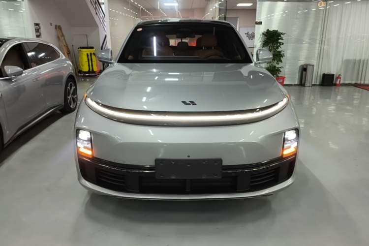 Used Li Auto L7 2023 Air model Front