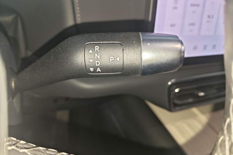 Used Li Auto L7 2023 Pro Model Gear Lever