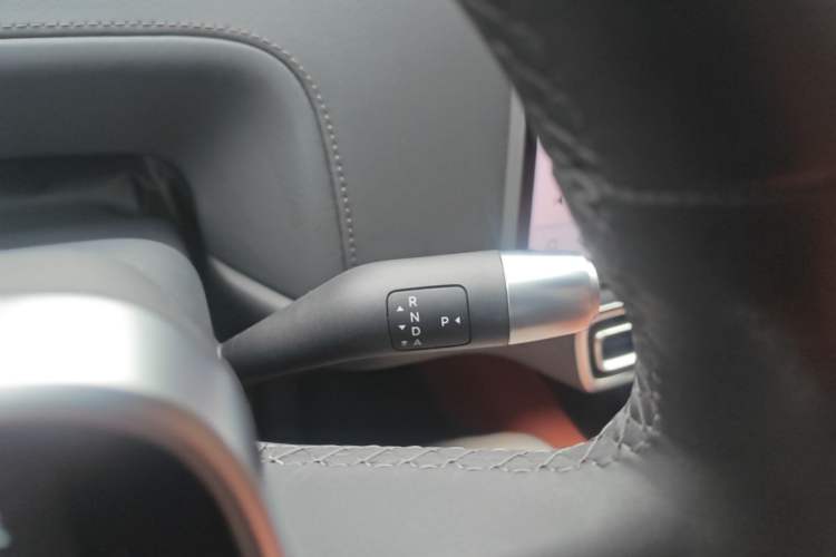 Used Li Auto L7 2023 Pro Model Gear Lever