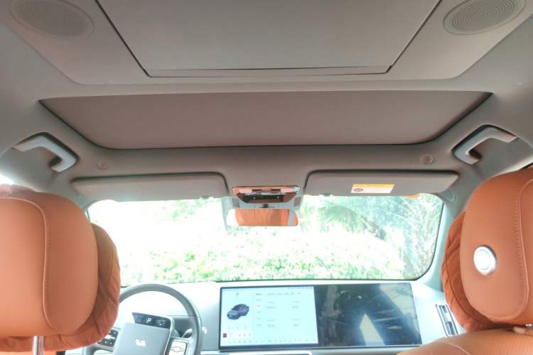 Used Li Auto L7 2023 Max model Headliner