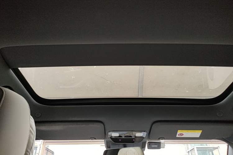 Used Li Auto L7 2023 Pro Model Headliner