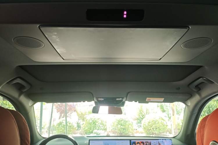 Used Li Auto L7 2023 Max model Headliner