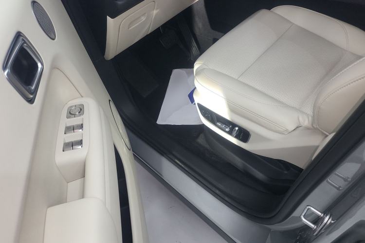 Used Li Auto L7 2023 Pro Model Left Front Seat