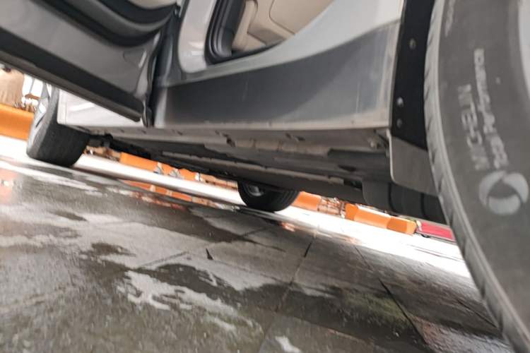 Used Li Auto L7 2023 Pro Model Left Side Sill