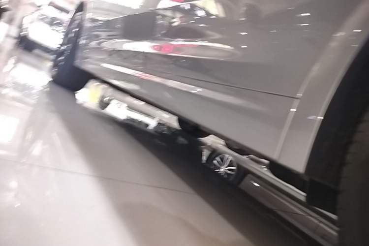 Used Li Auto L7 2023 Pro Model Left Side Sill