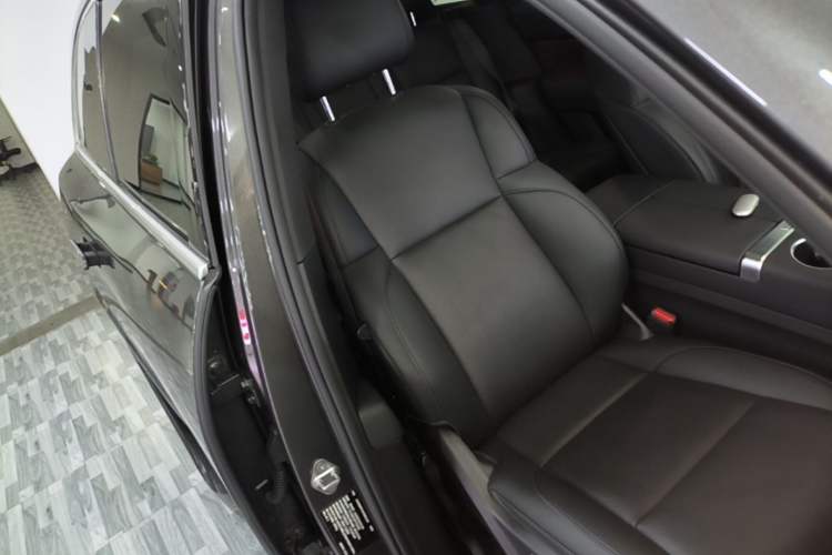 Used Li Auto L7 2023 Pro Model Right Front Seat