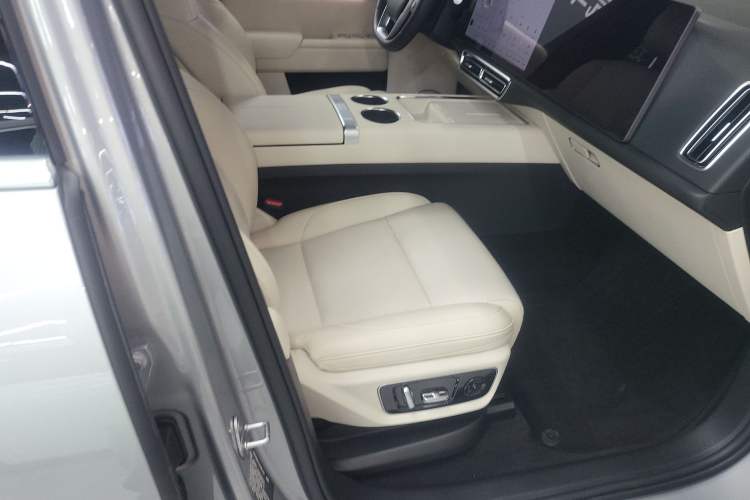 Used Li Auto L7 2023 Pro Model Right Front Seat