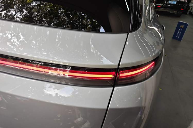 Used Li Auto L7 2023 Pro Model Right Rear Taillight