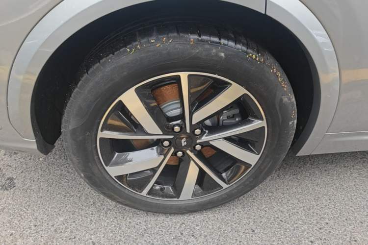 Used Li Auto L7 2023 Pro Model Right Rear Wheel Hub