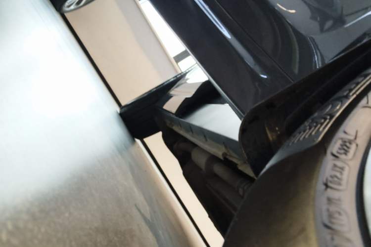 Used Li Auto L7 2023 Pro Model Right Side Sill