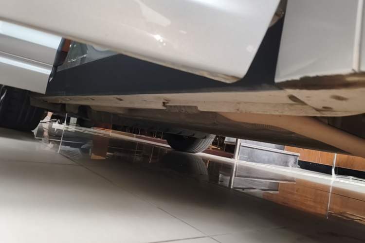 Used Li Auto L7 2023 Pro Model Right Side Sill