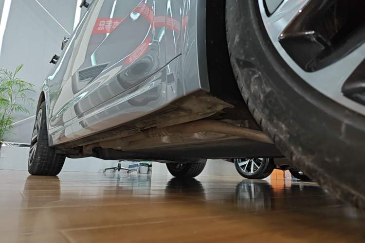 Used Li Auto L7 2023 Pro Model Right Side Sill