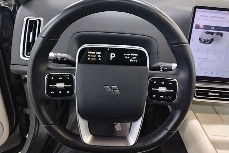 Used Li Auto L7 2023 Pro Model Steering Wheel