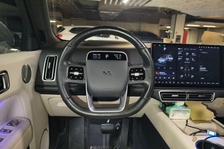 Used Li Auto L7 2023 Pro Model Steering Wheel