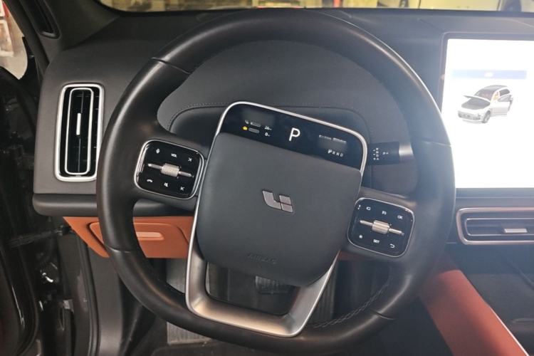 Used Li Auto L7 2023 Pro Model Steering Wheel