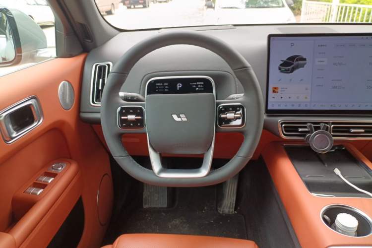 Used Li Auto L7 2023 Pro Model Steering Wheel