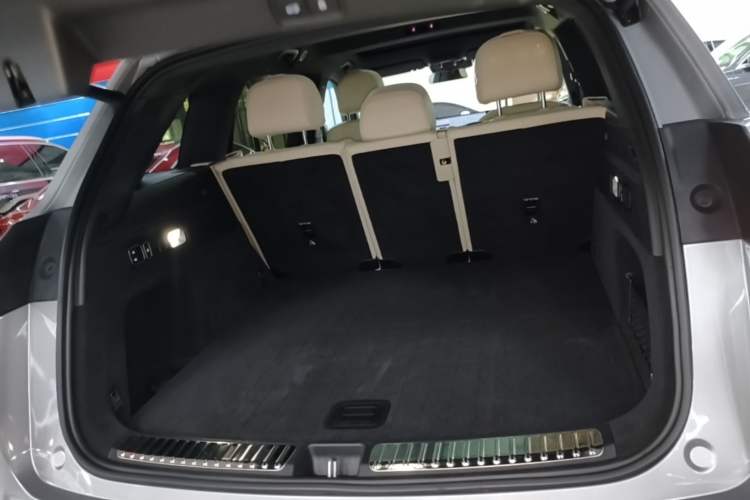 Used Li Auto L7 2023 Pro Model Trunk