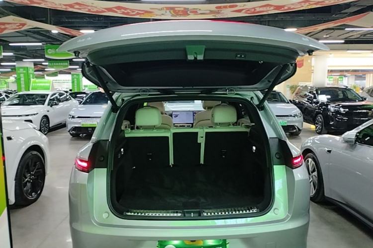Used Li Auto L7 2023 Pro Model Trunk