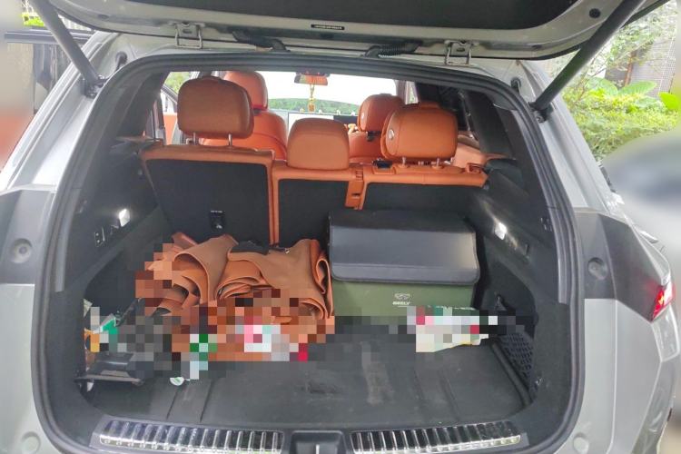 Used Li Auto L7 2023 Air model Trunk