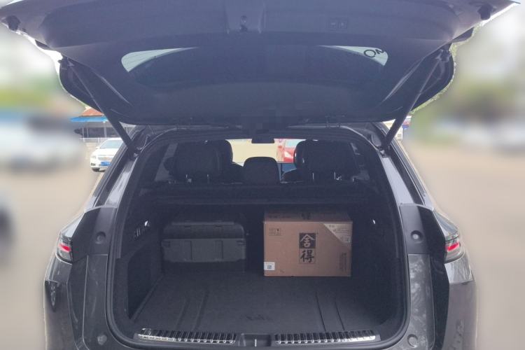 Used Li Auto L7 2023 Max model Trunk