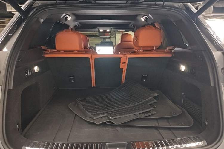 Used Li Auto L7 2023 Pro Model Trunk