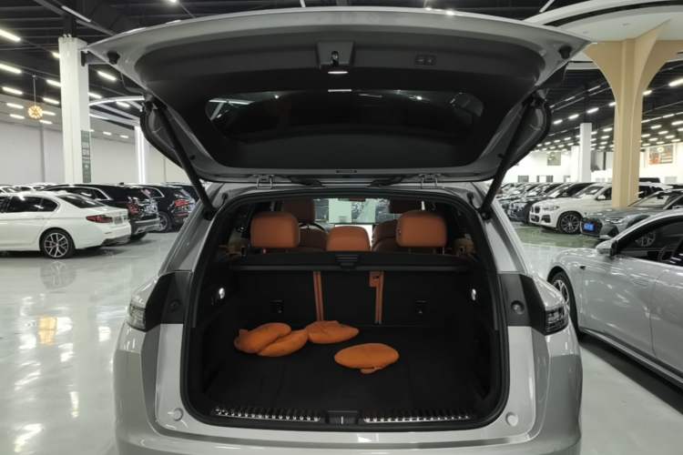 Used Li Auto L7 2023 Air model Trunk