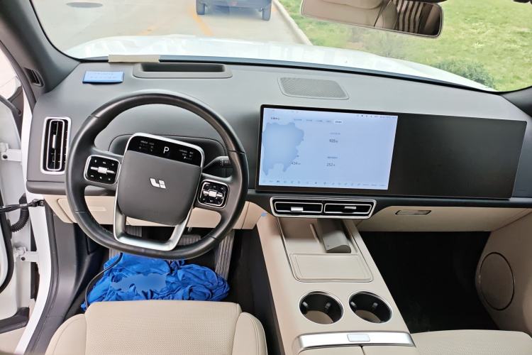 Used Li Auto L7 2023 Pro Model Center Console