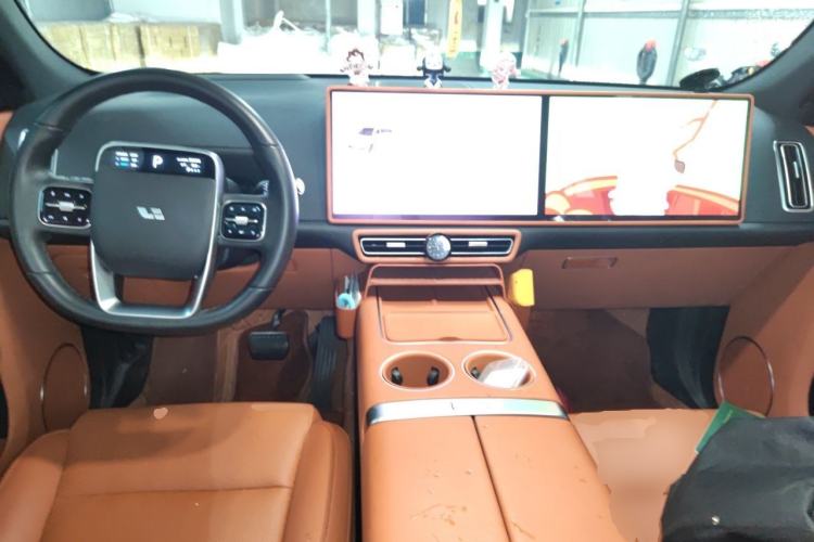 Used Li Auto L7 2023 Pro Model Center Console
