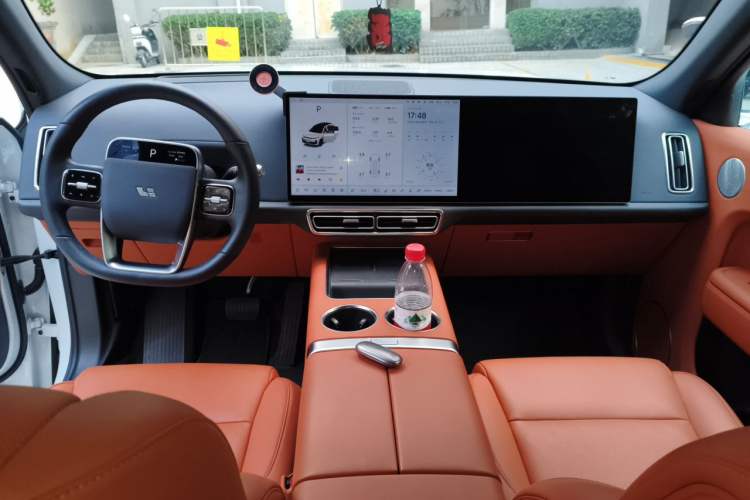 Used Li Auto L7 2023 Pro Model Center Console