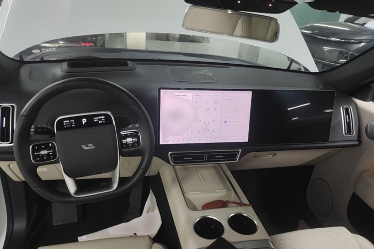 Used Li Auto L7 2023 Pro Model Center Console