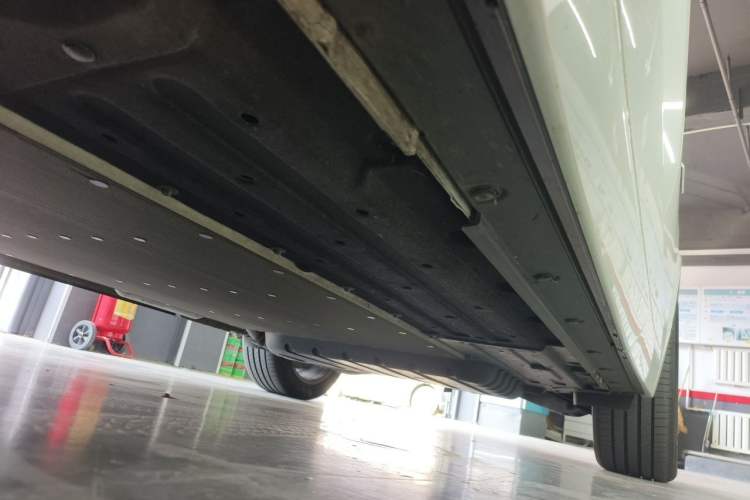 Used Li Auto L7 2023 Pro Model Chassis Front Left