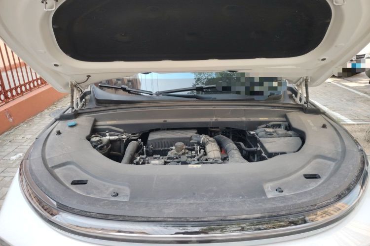 Used Li Auto L7 2023 Pro Model Engine Bay