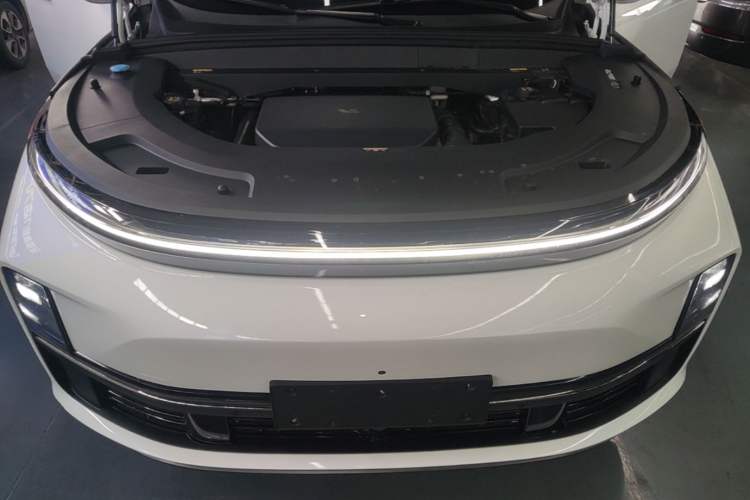 Used Li Auto L7 2023 Max model Engine Bay