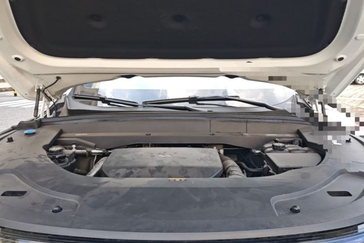 Used Li Auto L7 2023 Pro Model Engine Bay