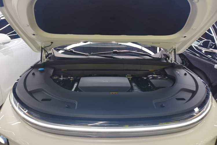 Used Li Auto L7 2023 Max model Engine Bay