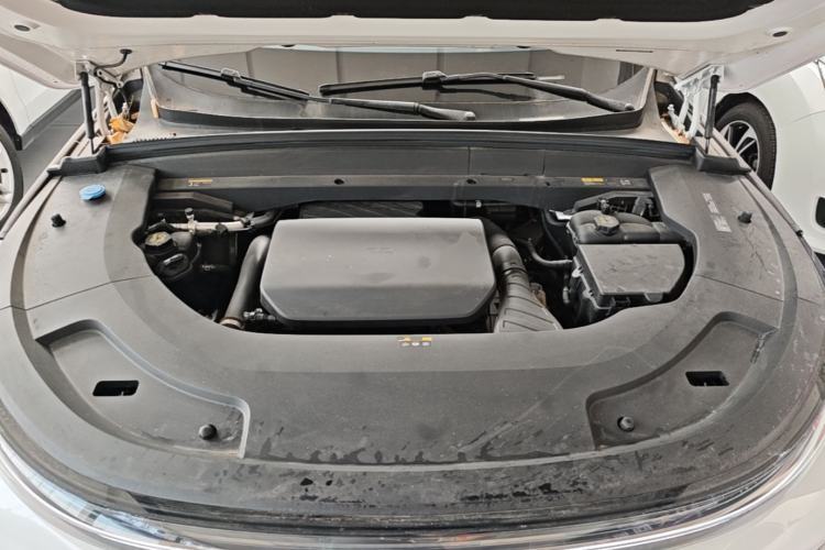 Used Li Auto L7 2023 Pro Model Engine Bay