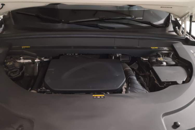 Used Li Auto L7 2023 Pro Model Engine Bay