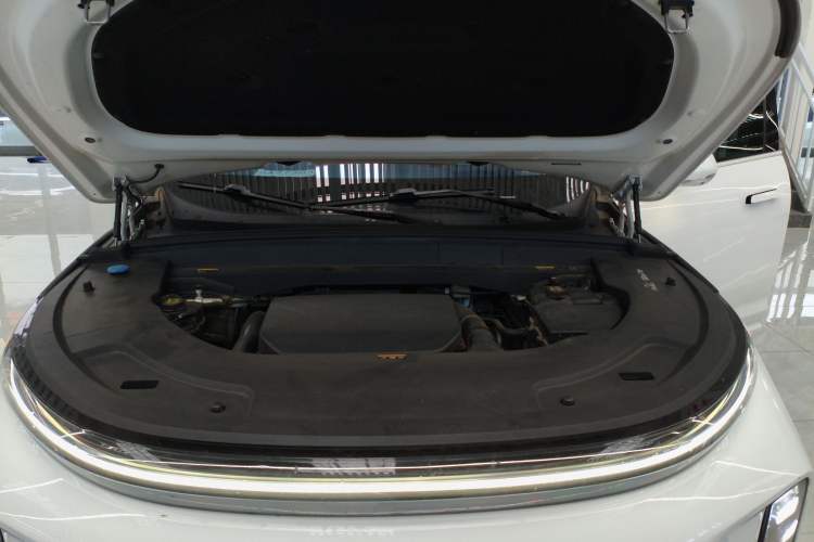 Used Li Auto L7 2023 Max model Engine Bay