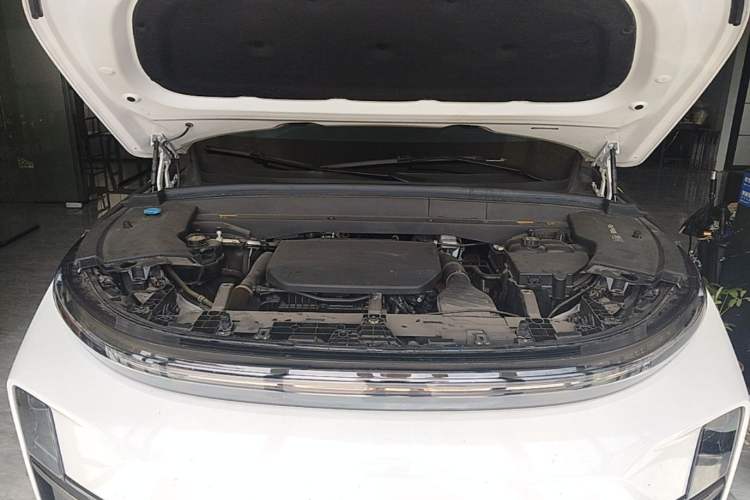 Used Li Auto L7 2023 Max model Engine Bay