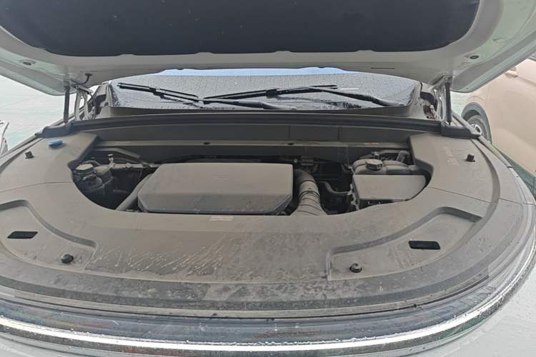Used Li Auto L7 2023 Air model Engine Bay
