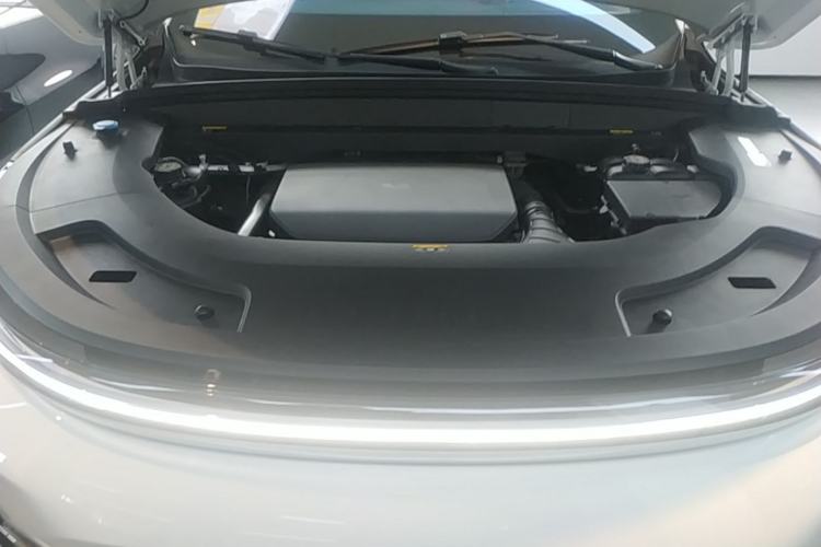 Used Li Auto L7 2023 Max model Engine Bay