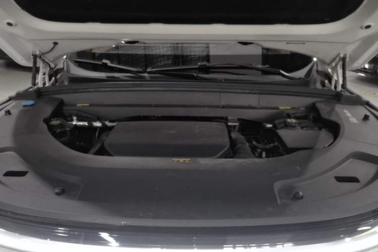 Used Li Auto L7 2023 Max model Engine Bay