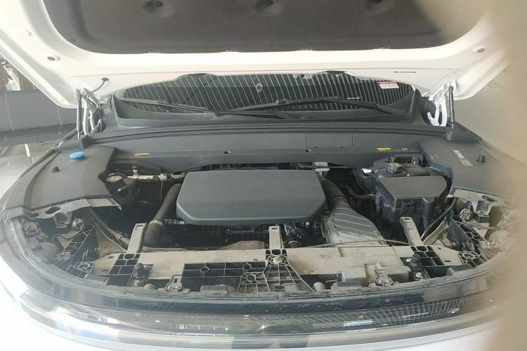 Used Li Auto L7 2023 Air model Engine Bay