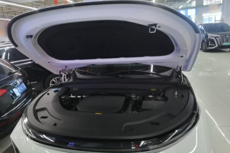 Used Li Auto L7 2023 Max model Engine Bay